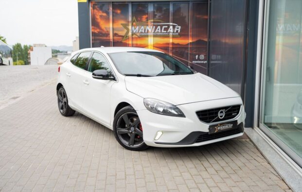 8097667872 Volvo V40 D2 R Design